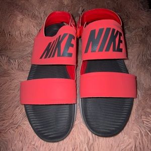 NIKE WOMEN TANJUN SANDALS